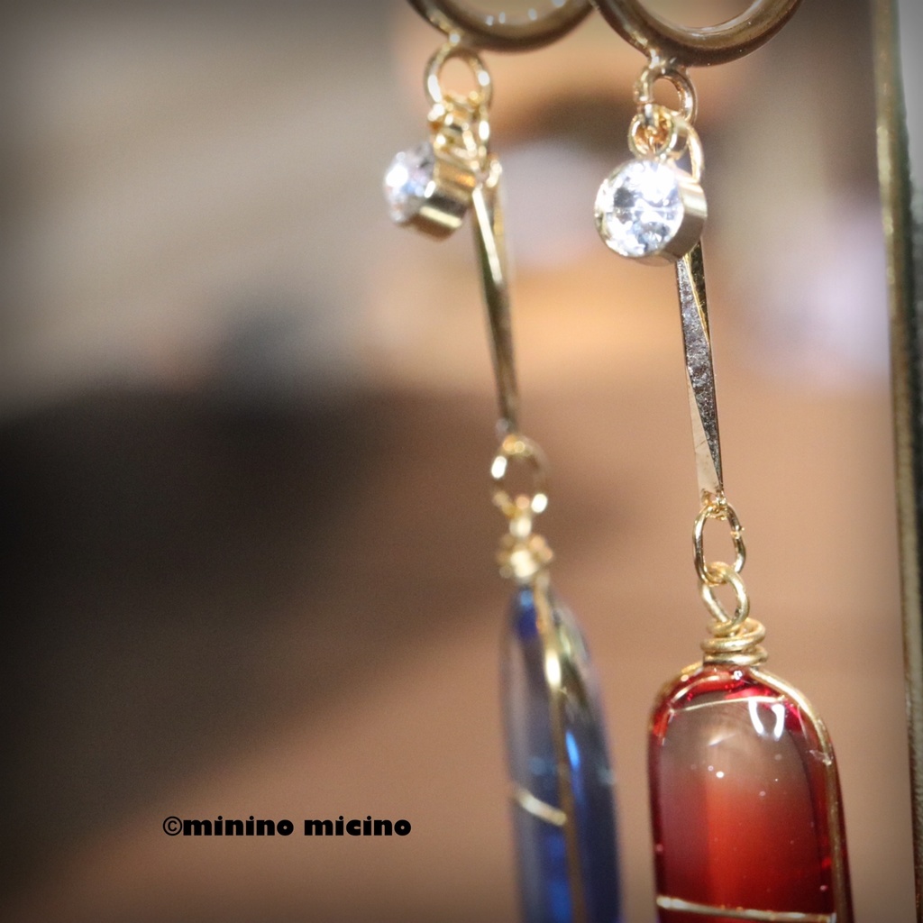 True Rabbit カプセルモチーフ イヤリング&ピアス アレルギー対応パーツ