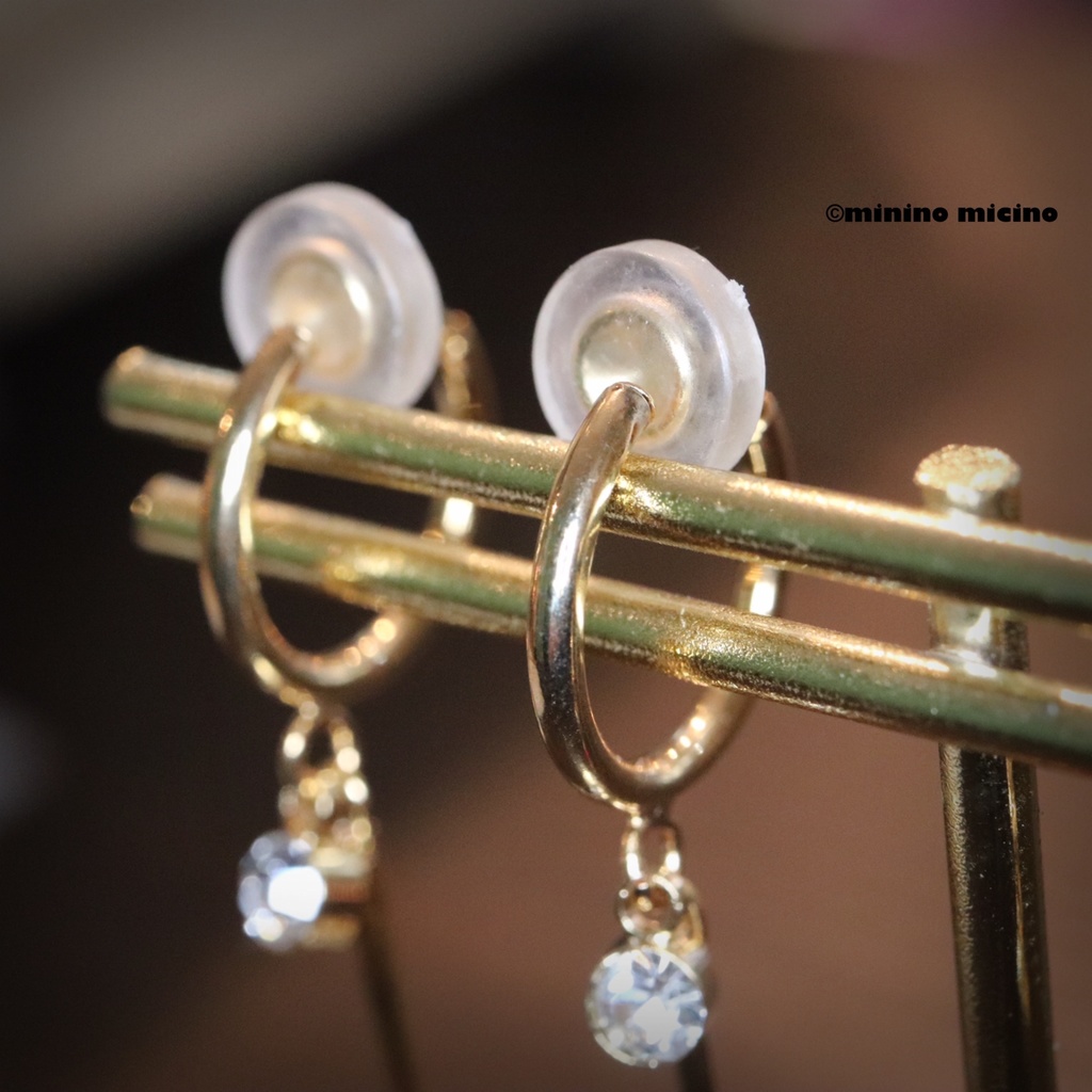 True Rabbit カプセルモチーフ イヤリング&ピアス アレルギー対応パーツ