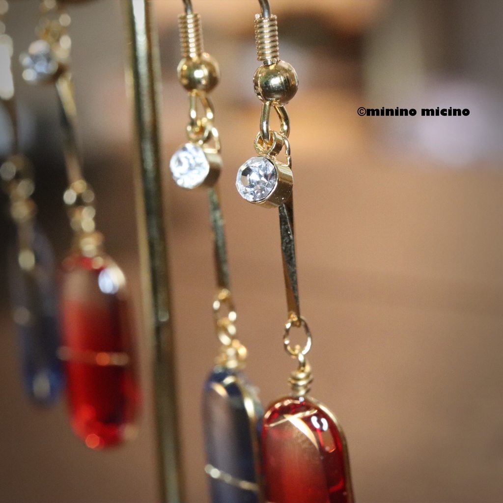 True Rabbit カプセルモチーフ イヤリング&ピアス アレルギー対応パーツ