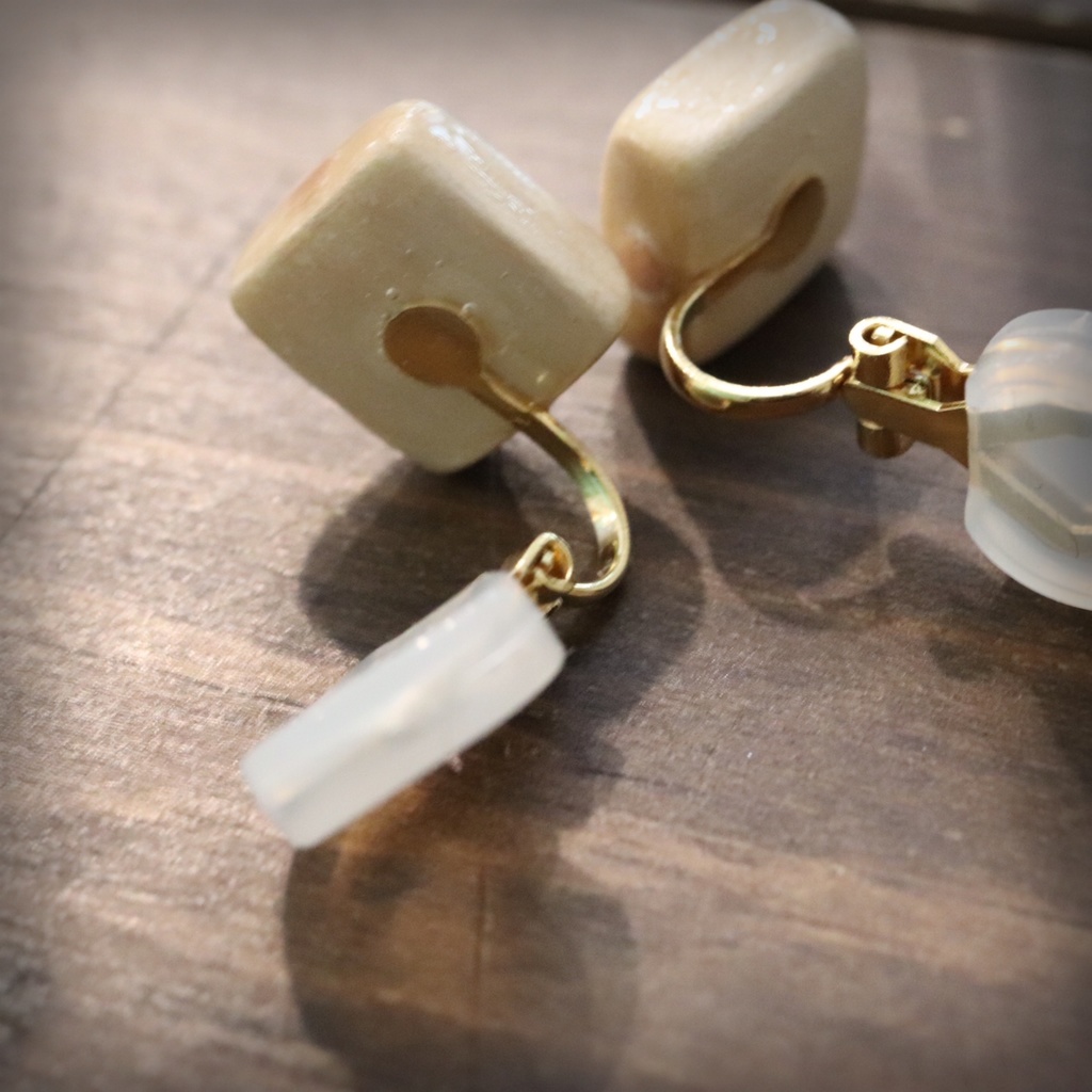 COW柄アートイヤリング ミラーAパターン