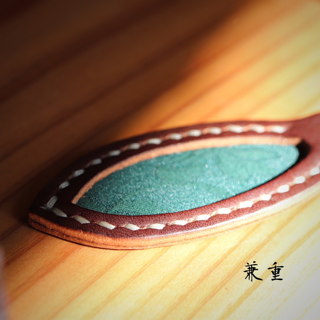 箔押革飾り❁石&青