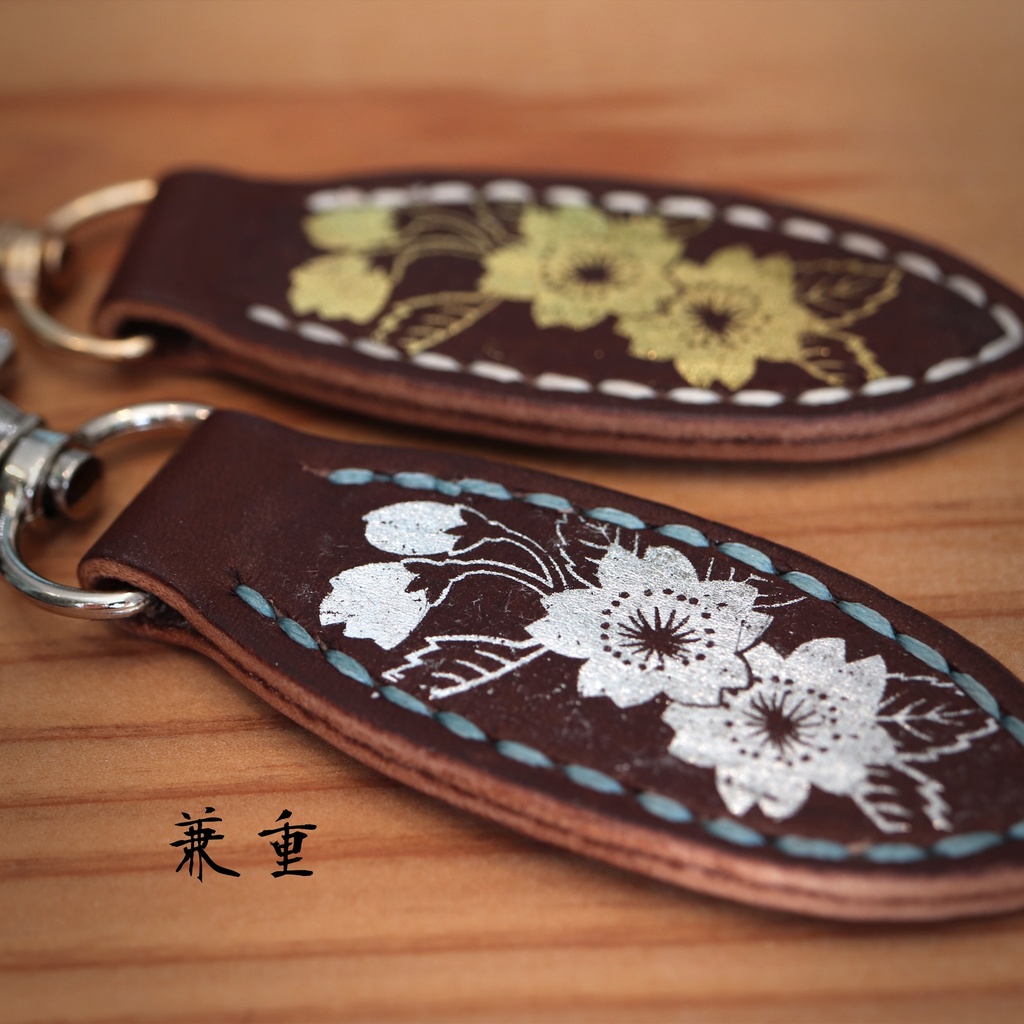 箔押革飾り❁石&青