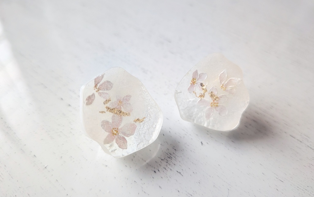 【創作】淡桜-あわざくら-の耳飾り　≪期間限定価格≫