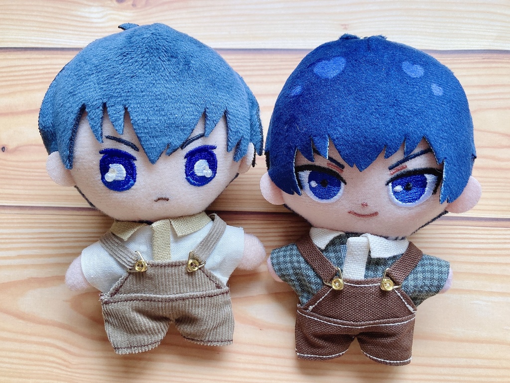 シャツとサロペットのセット