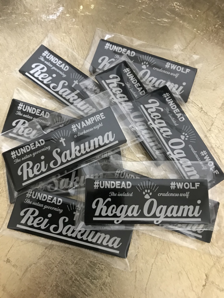 ネームプレートバッジ