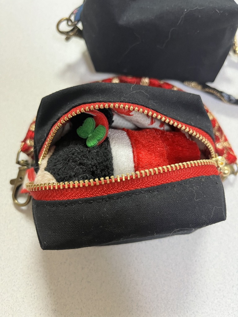 モチハコビポーチ