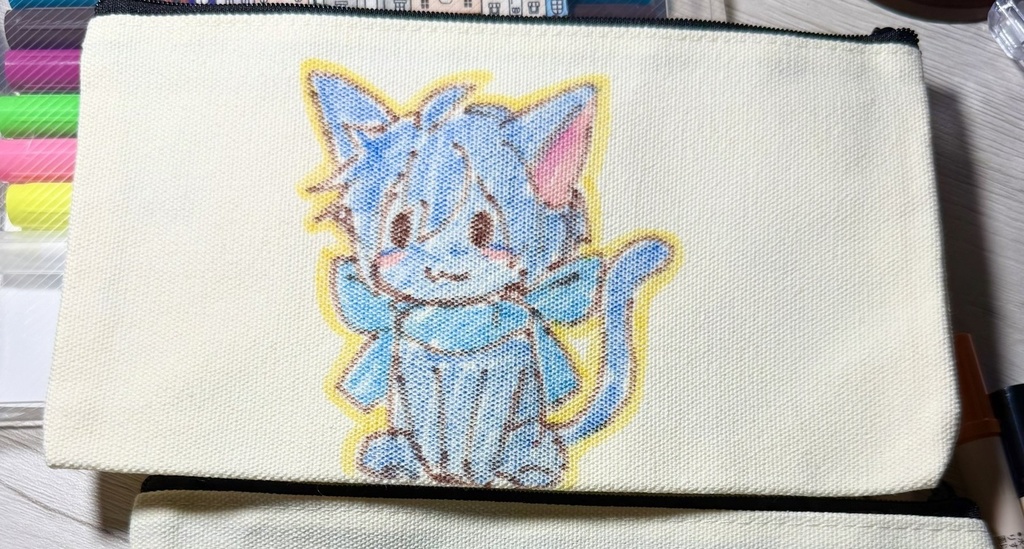ねこKAITO 手描きポーチ