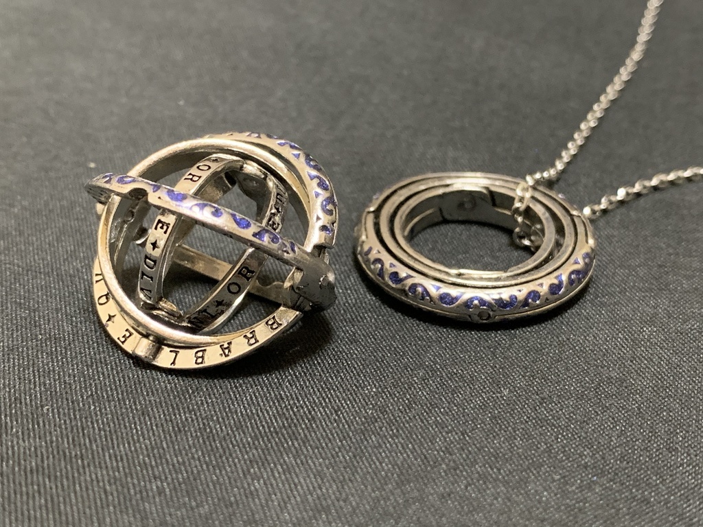 天球儀のペンダント 7号サイズ