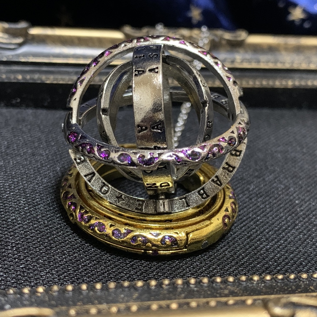 天球儀のペンダント ブラストパープル