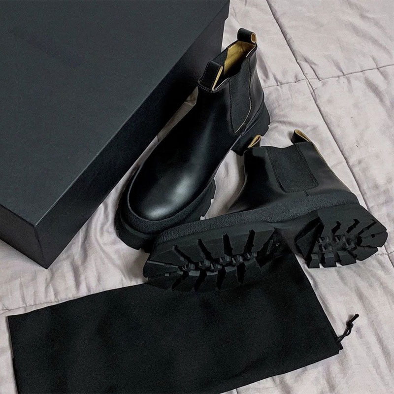 フラットチェルシーブーティーブラック