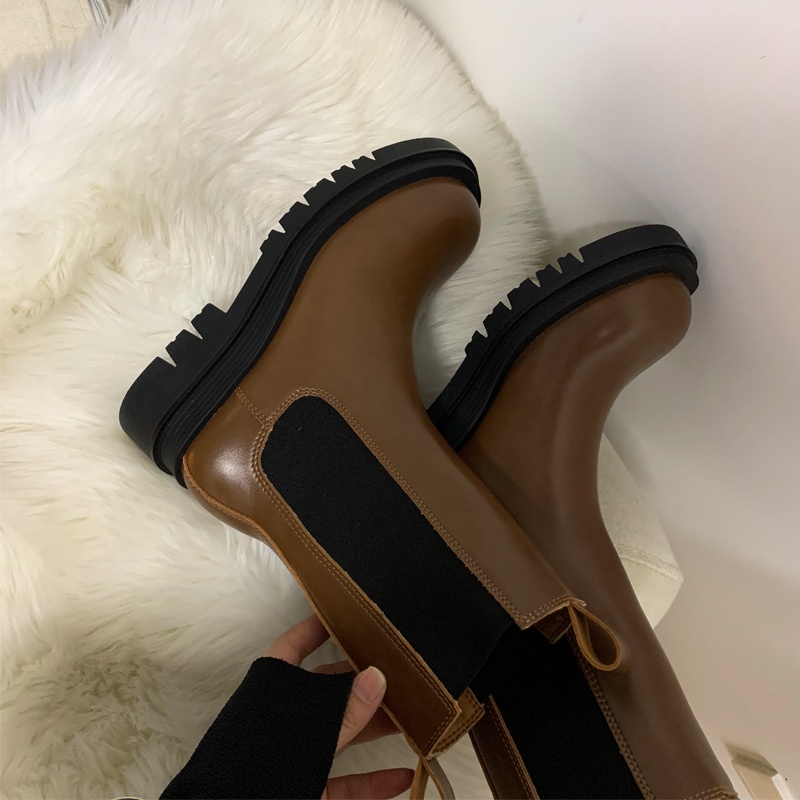 ダークブラウンチェルシーブーティー