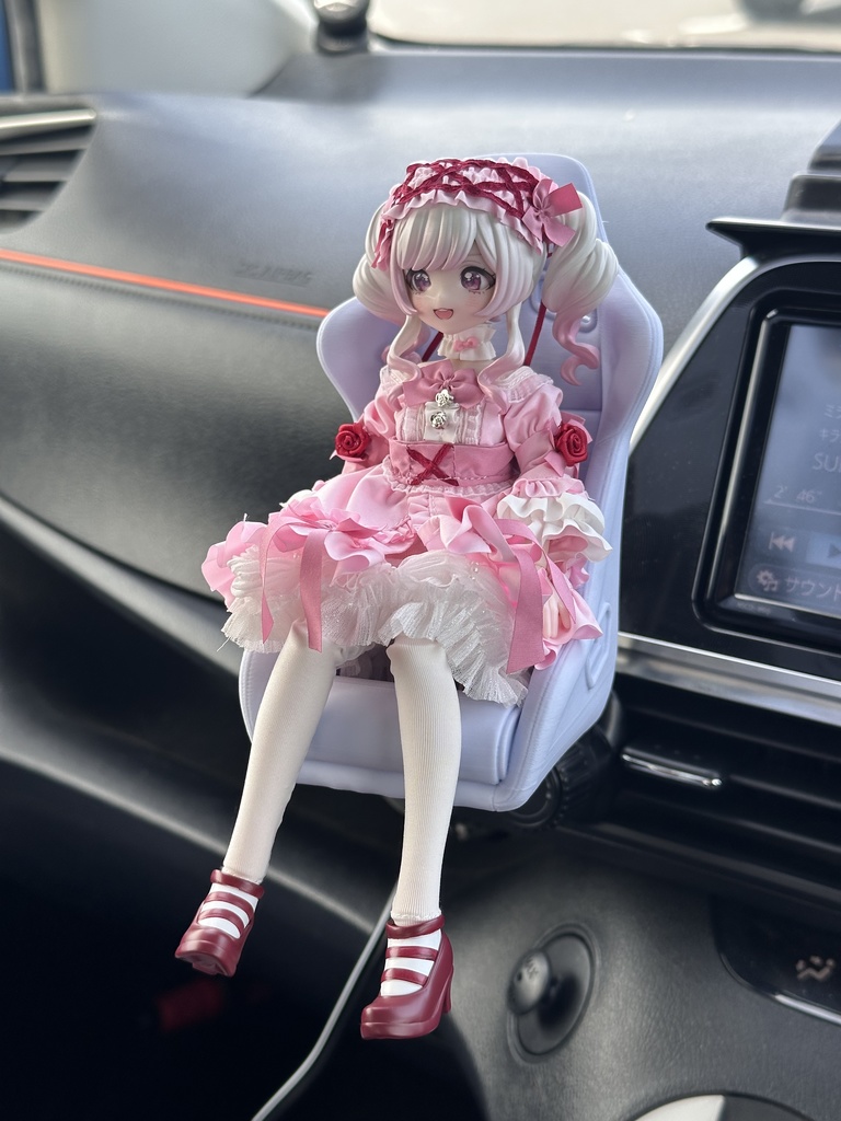 【1/6ドール用】車載撮影対応 フルバケットシート(MagSafeマウント方式)【MagSafeスマホホルダーは付属しません】