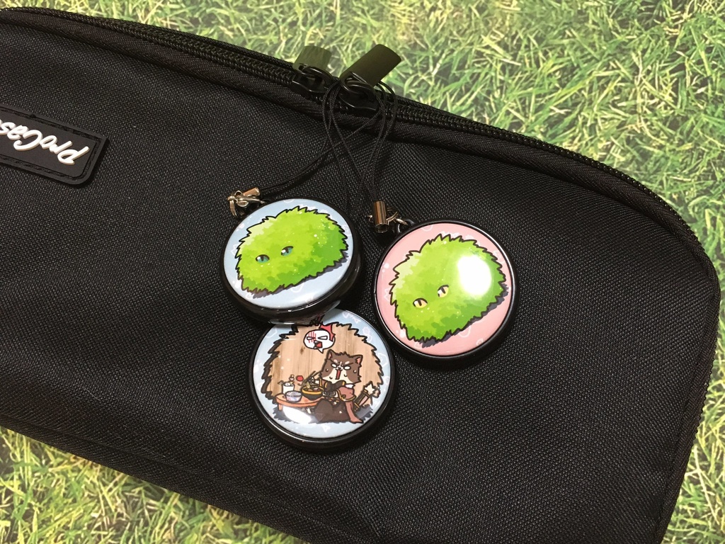 「かくれる!!」ドラム両面ストラップ