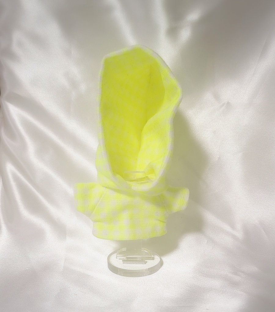 ネオンカラーなパーカー