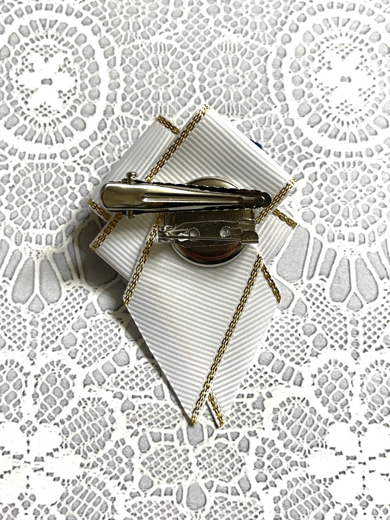 中央と南のみ❣️1200円 白まほ正装イメージ🎀(1500円+金具)