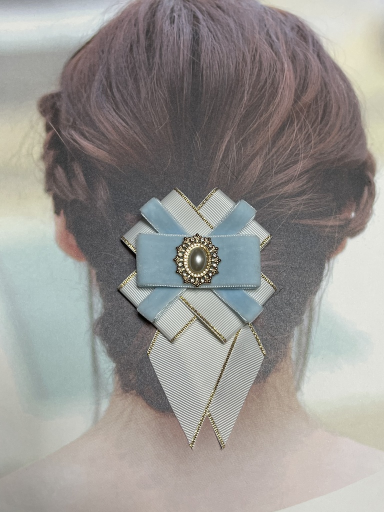 中央と南のみ❣️1200円 白まほ正装イメージ🎀(1500円+金具)