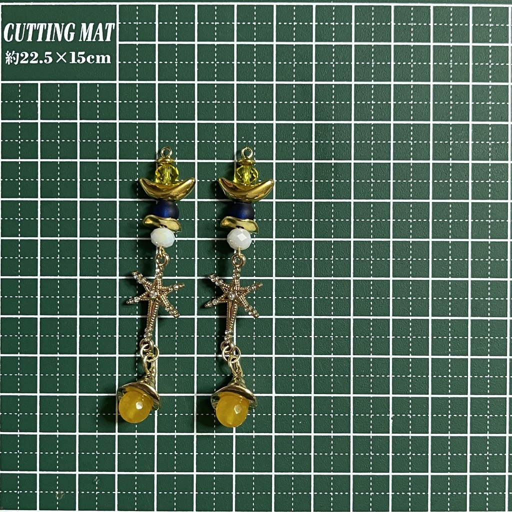 3周年魔法使い帽子耳飾り(ピアス1000円・イヤリング1100円)