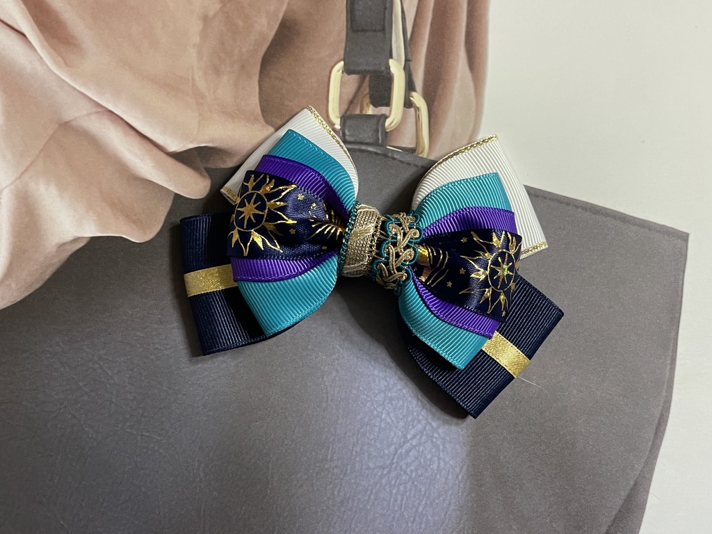 中央の国祝祭リボン(1300円+金具)