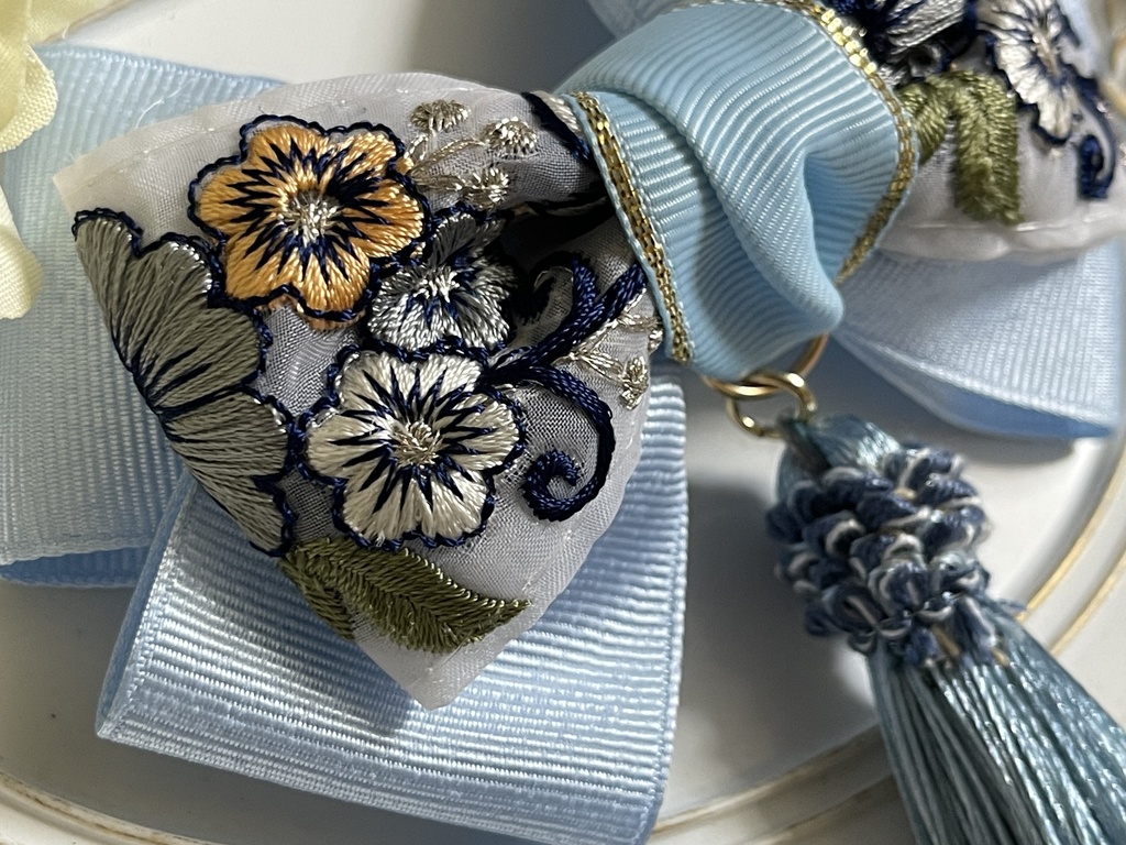 ⭐︎ヒスシノイメージリボン(800円+金具)