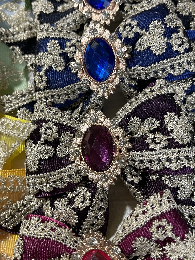 推しが窓から見てる風硬質デコケース(A6ポスカサイズ)