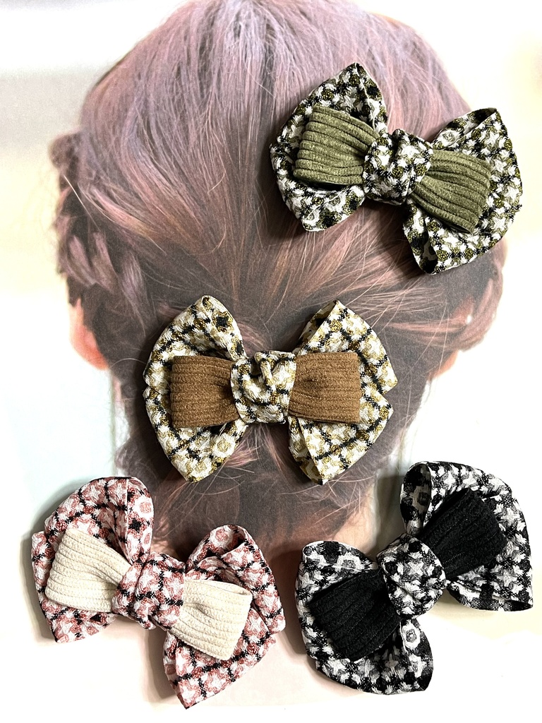 ネコチャンのご飯代にするリボン(500円+金具)