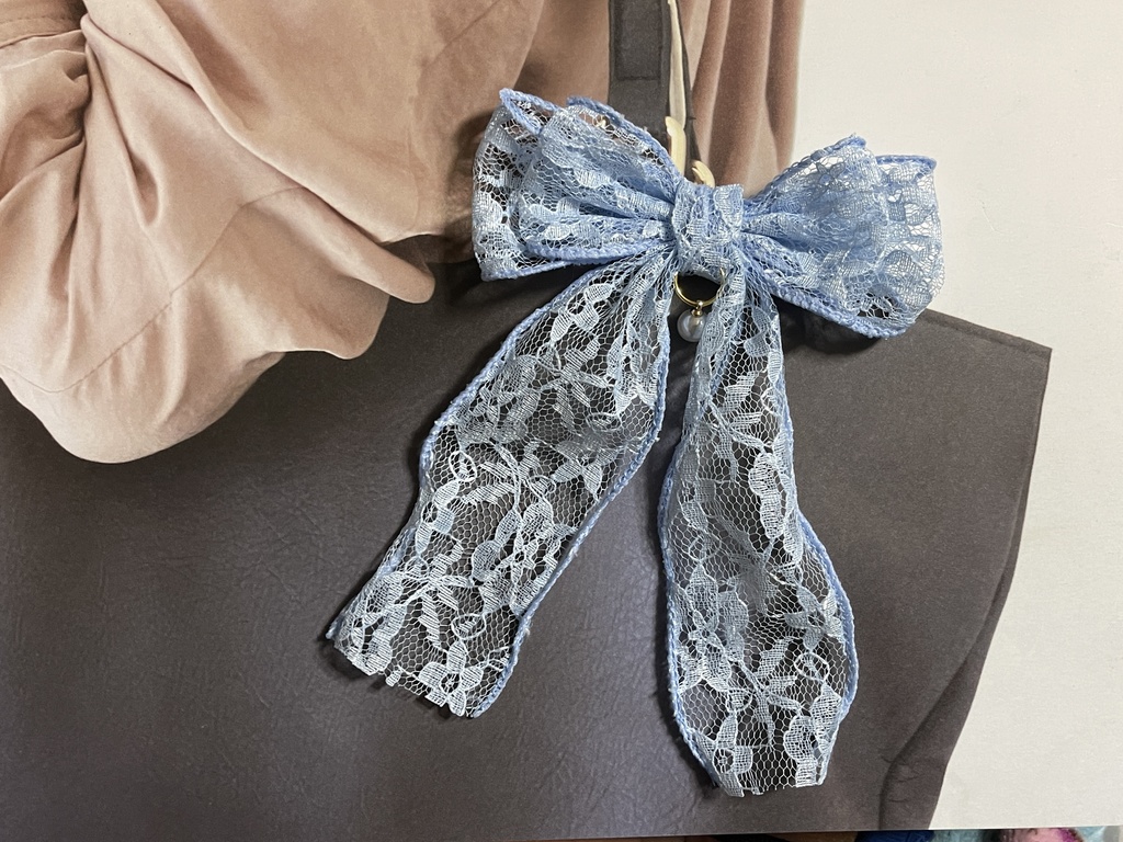 ネコチャンのご飯代にするリボン(500円+金具)