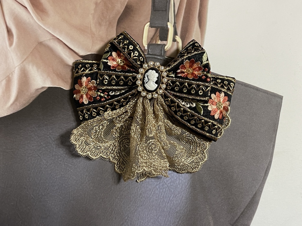 インド刺繍フラワーリボン(1800円+金具)