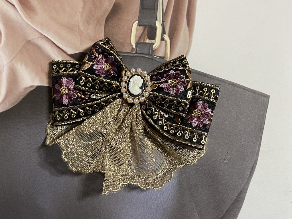 インド刺繍フラワーリボン(1800円+金具)