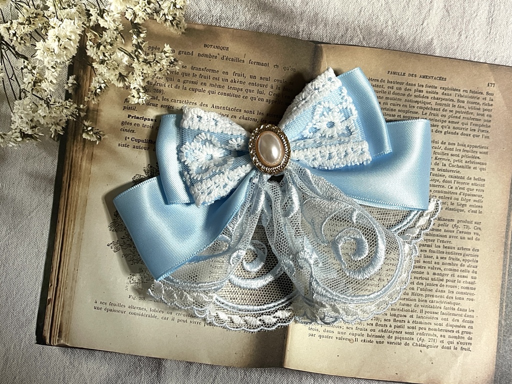 東の国イメージ🎀(ライトブルー)(1000円+金具)