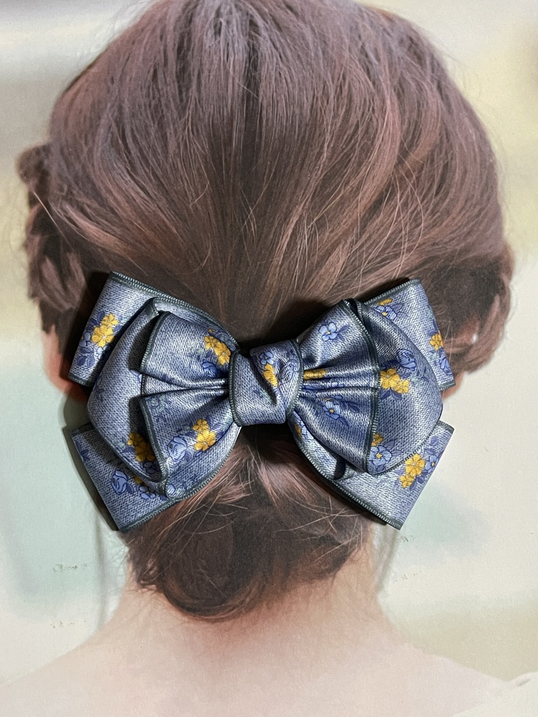 ネコチャンのご飯代にするリボン(500〜700円+金具)