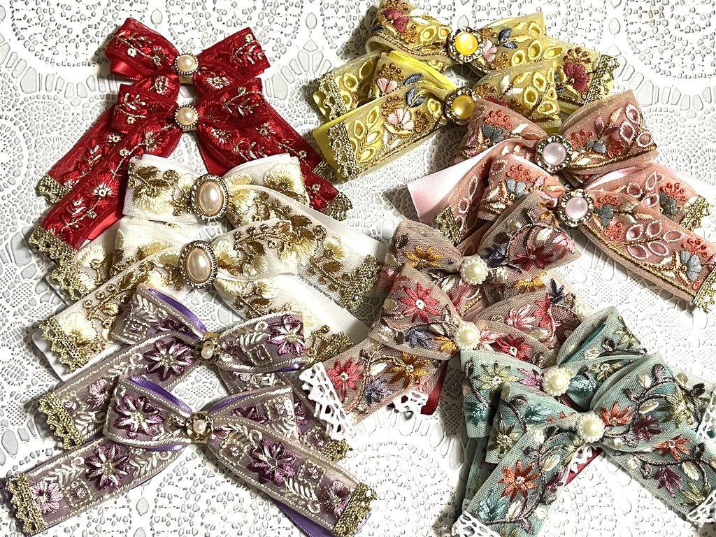 ネコチャンのご飯代にするリボン