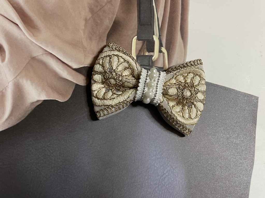 ネコチャンのご飯代にするリボン(+金具)