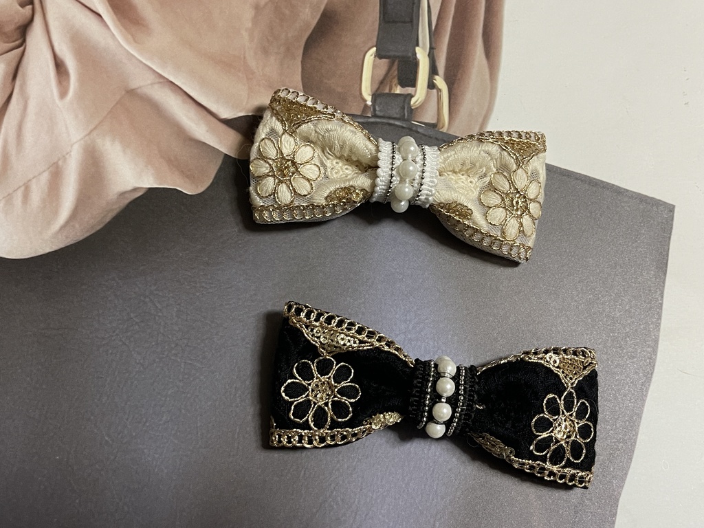 ネコチャンのご飯代にするリボン(+金具)