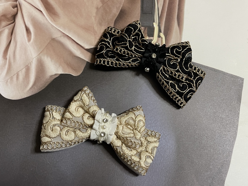 ネコチャンのご飯代にするリボン(+金具)