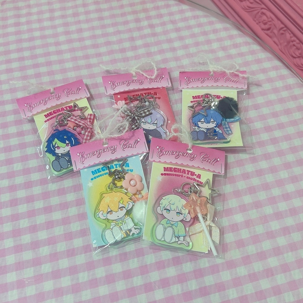MECHATU-A アクリルキーホルダー おすわり チャーム付き