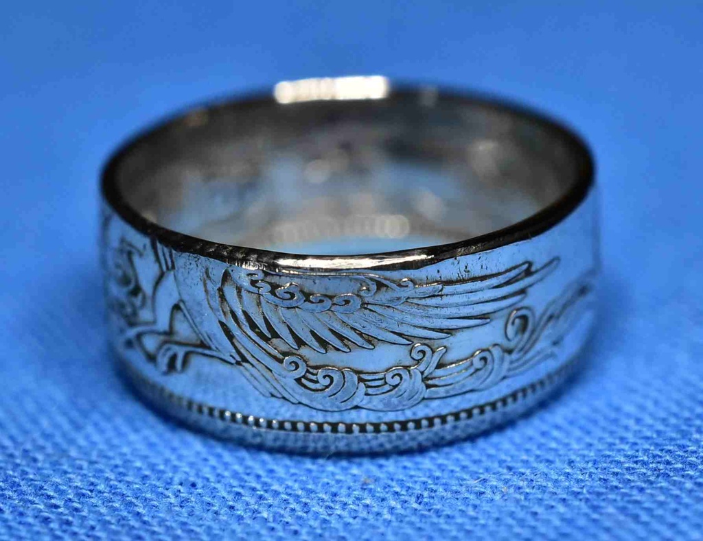 古銭 鳳凰五十銭銀貨で指輪お作りします