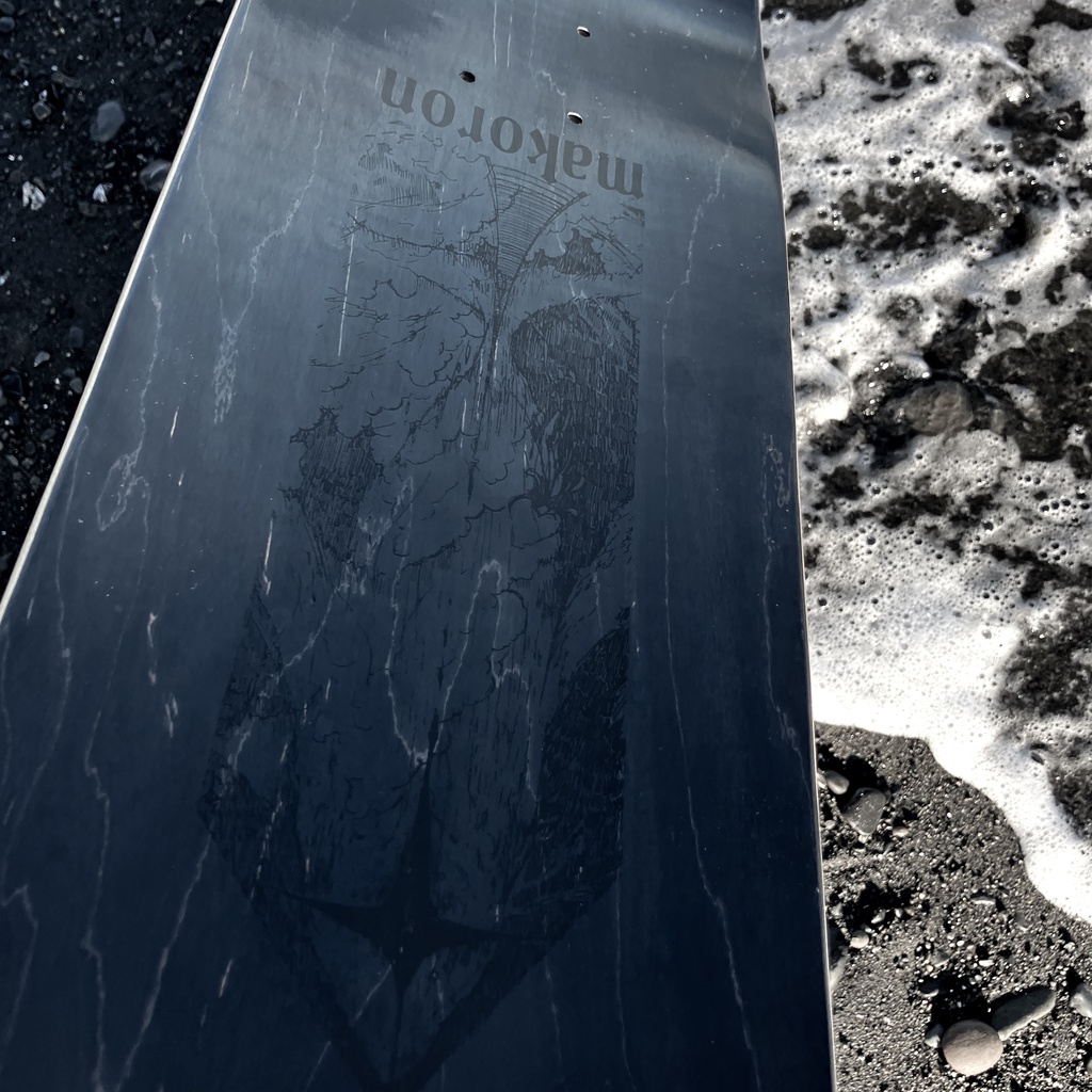 まころん×スケートボードコラボ