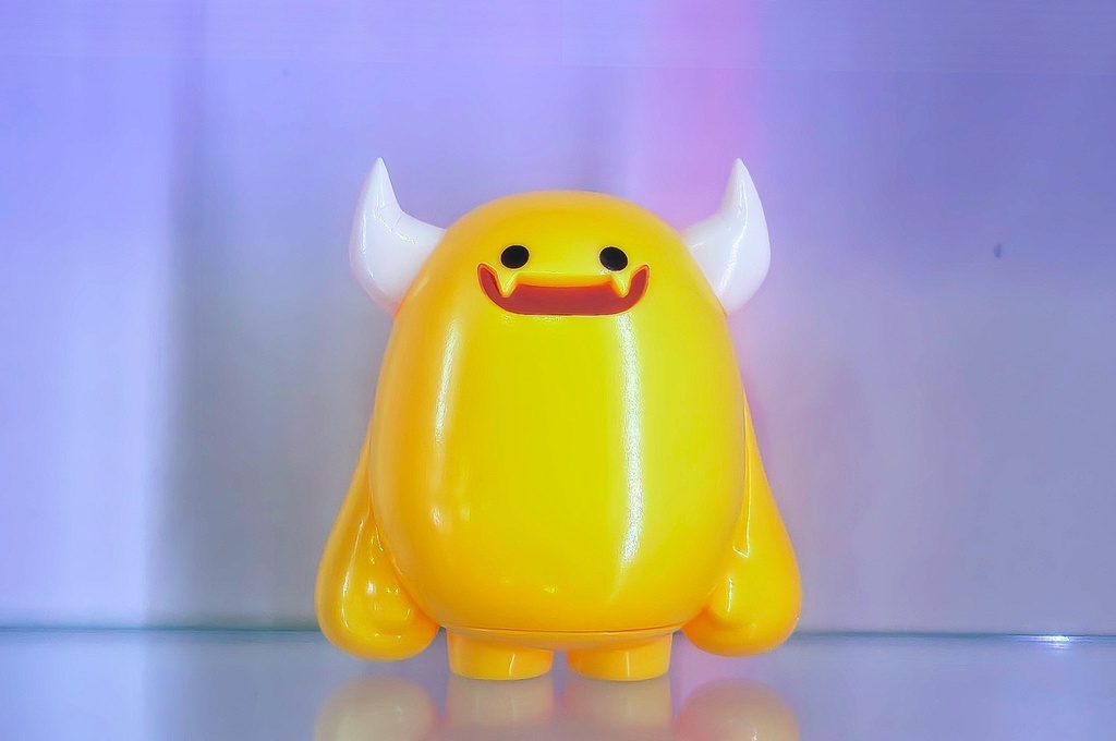デモンソフビNo.019【Banana Yellow】※数量限定タグ付き版版