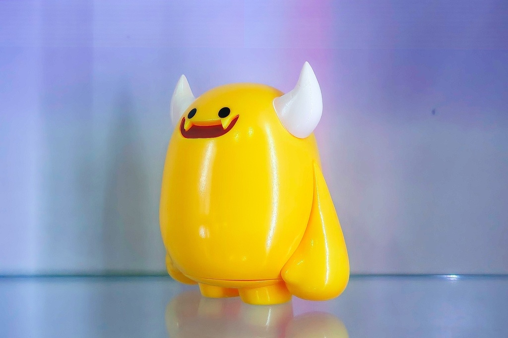 デモンソフビNo.019【Banana Yellow】※数量限定タグ付き版版