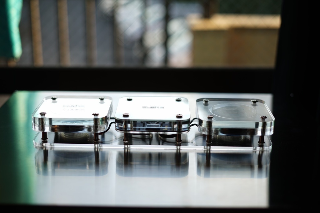 “ex-01PRO” Flagship Acrylic Speaker