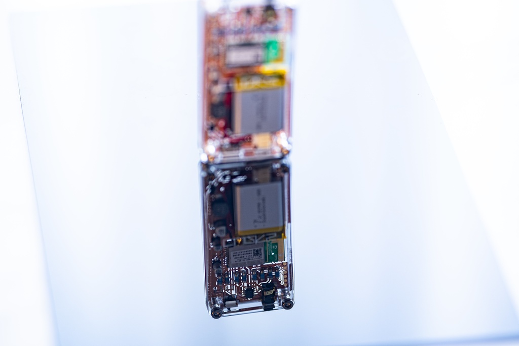 「BT-02 透明」【完売御礼】ワイヤレスヘッドホンアンプ