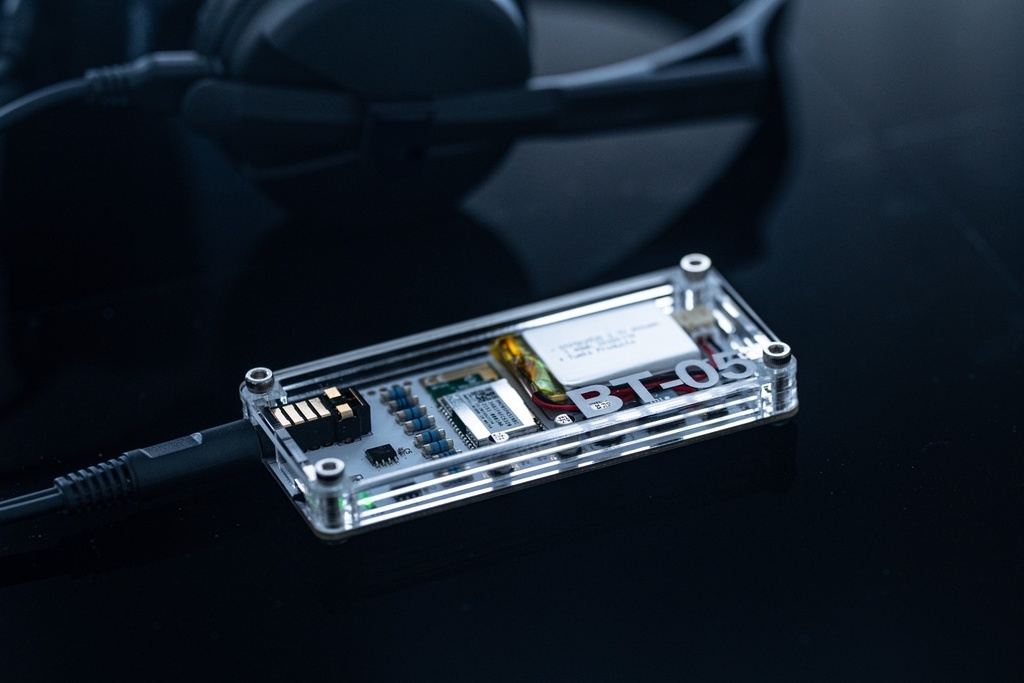 「BT-05」 4.4mmワイヤレスヘッドホンアンプ