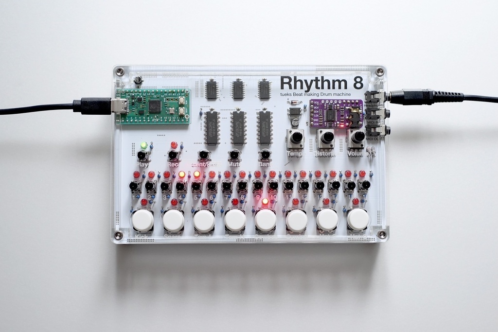 "Rhythm 8" ドラムマシン