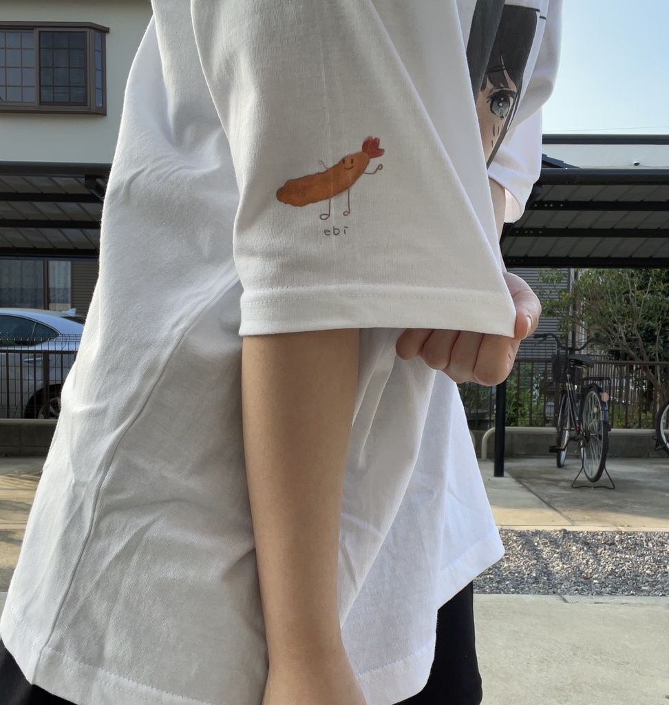 えびふらい女子オーバーサイズTシャツ