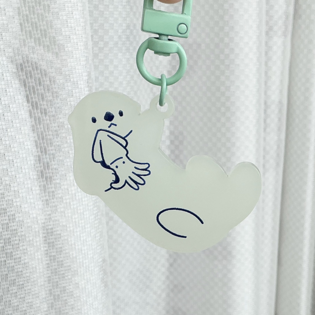 蓄光ラッコ　アクキー