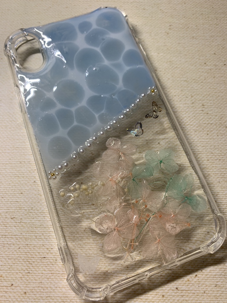 iPhoneXR ケース　ドライフラワー入り