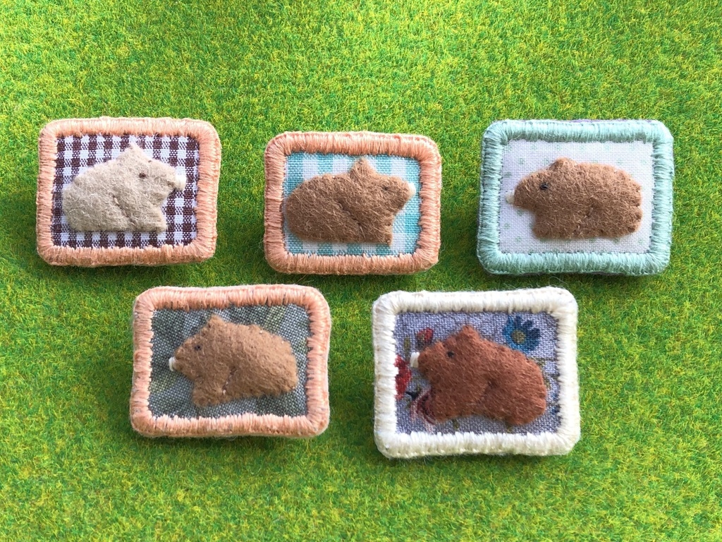 ウォンバット【ブローチ】四角型2