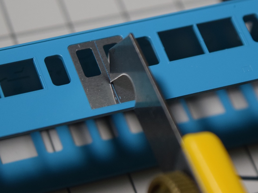 205系タイプエッチングドア(HG103系用)