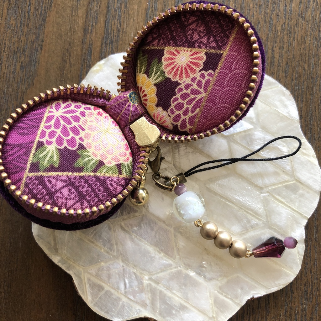 着物の貴婦人のマカロン