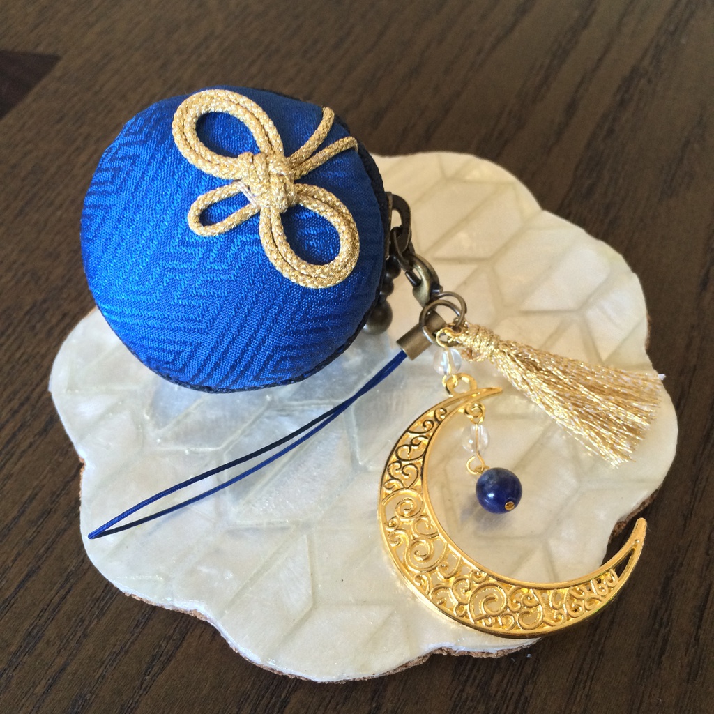 三日月宗近マカロンケース【刀剣乱舞】